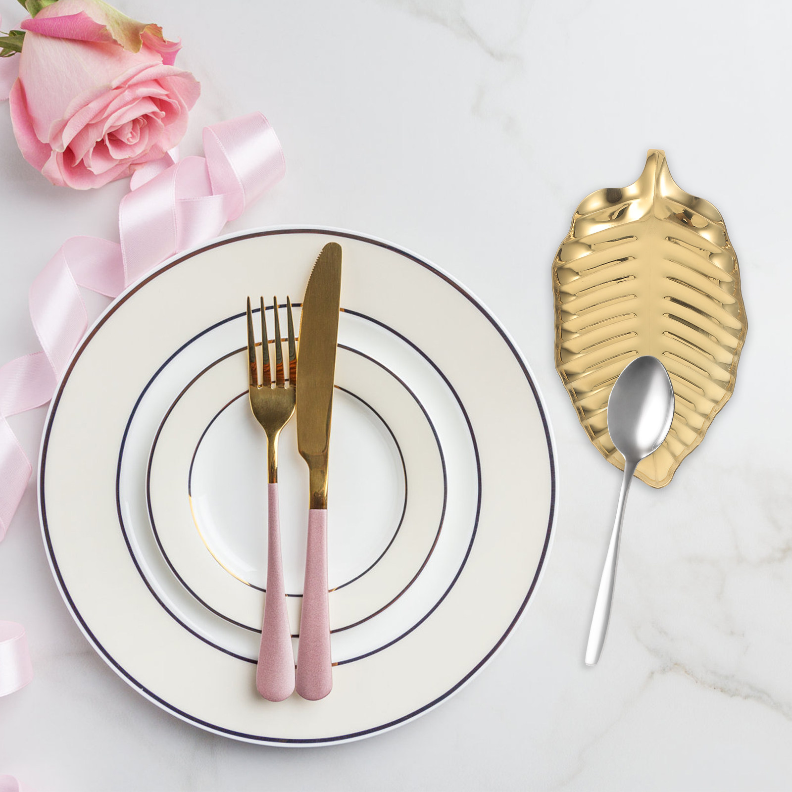 Wielofunkcyjna złota podstawka – Kitchen Baking Station recenzja i cena